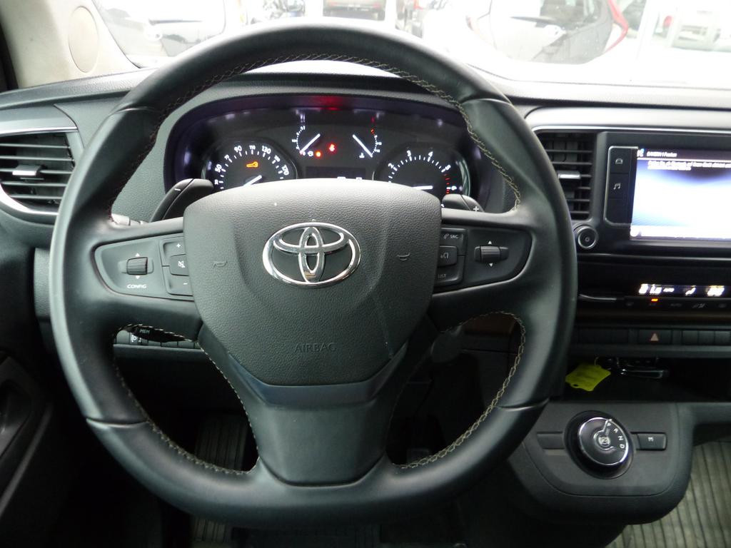 Toyota Proace (Verso)