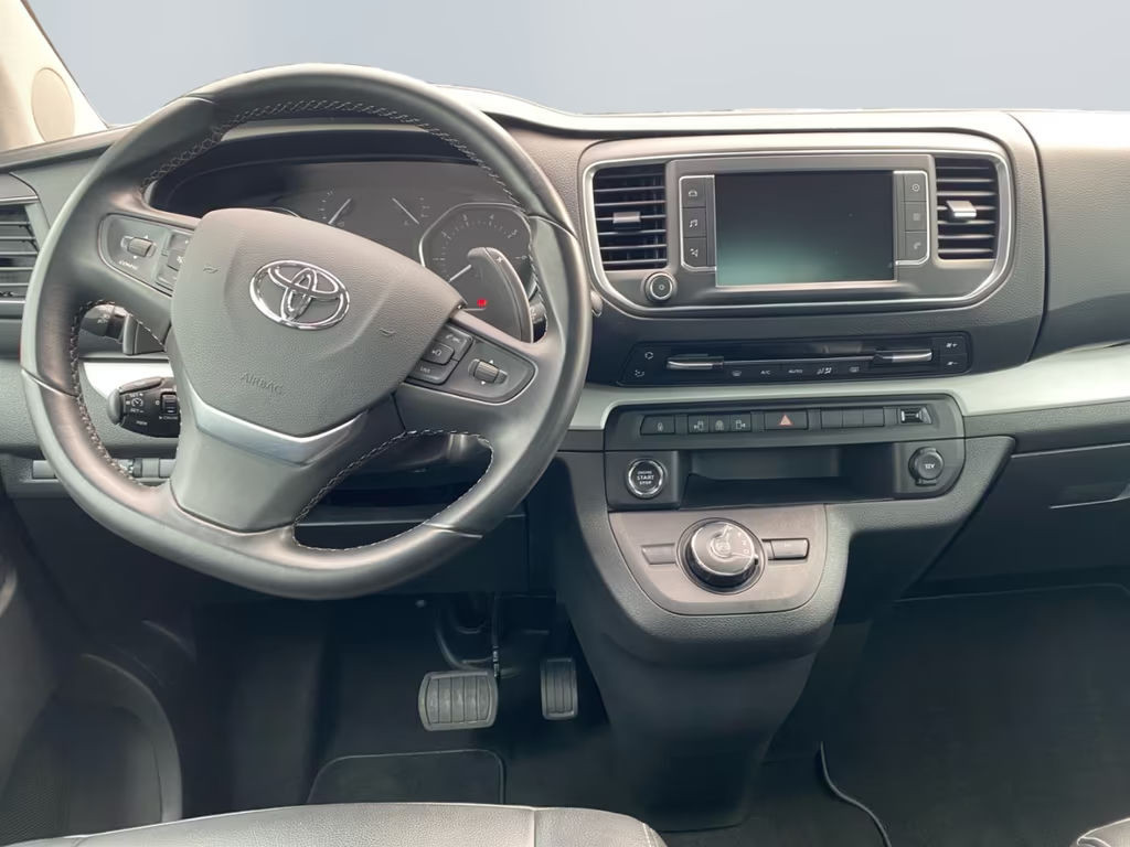 Toyota Proace (Verso)