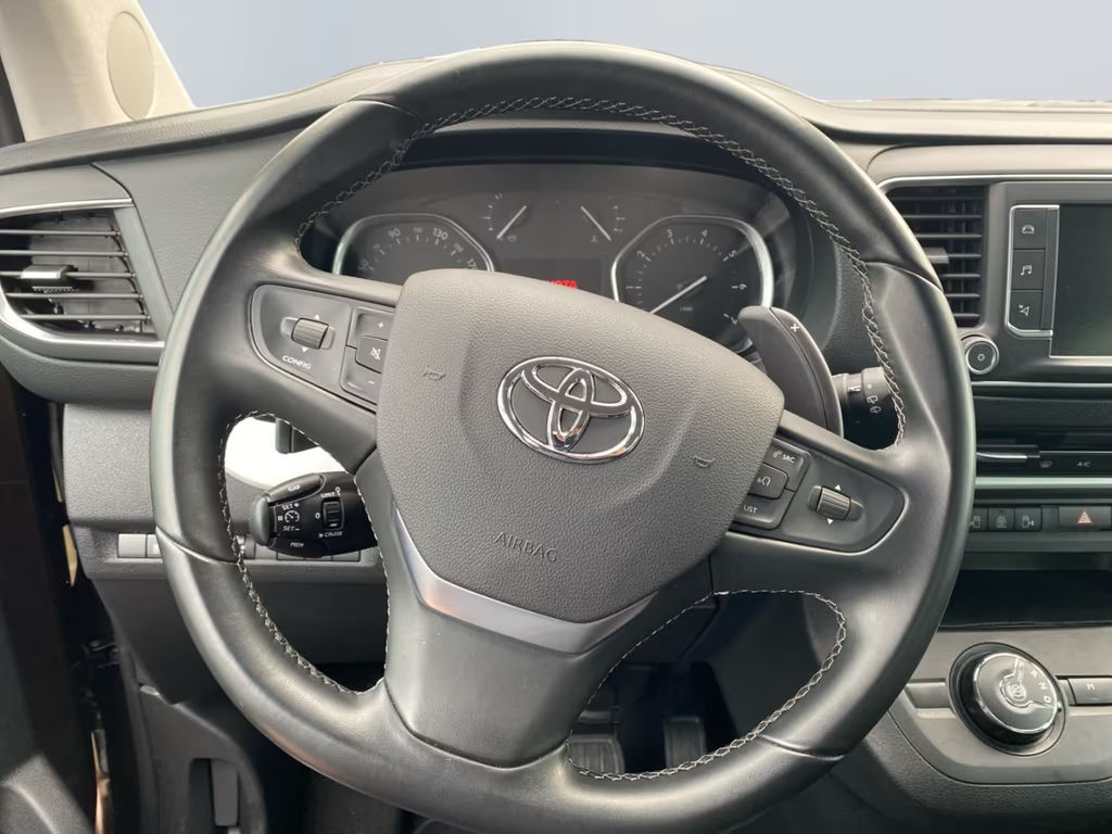 Toyota Proace (Verso)