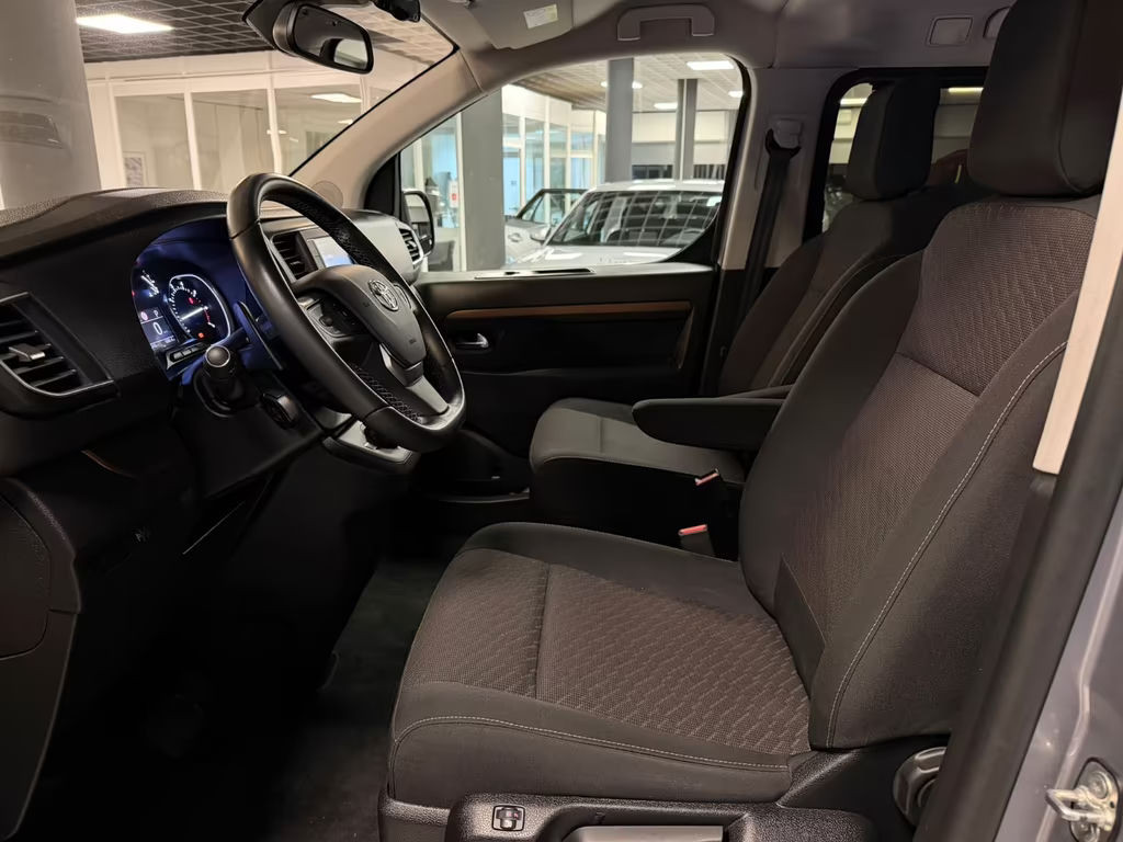 Toyota Proace (Verso)
