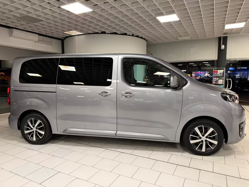 Toyota Proace (Verso)