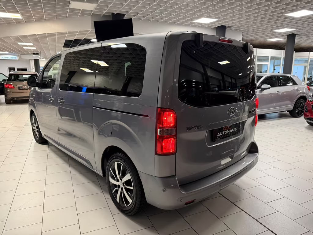 Toyota Proace (Verso)