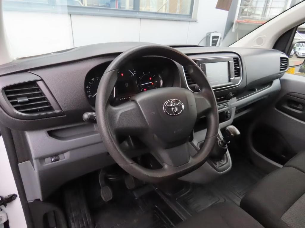 Toyota Proace (Verso)