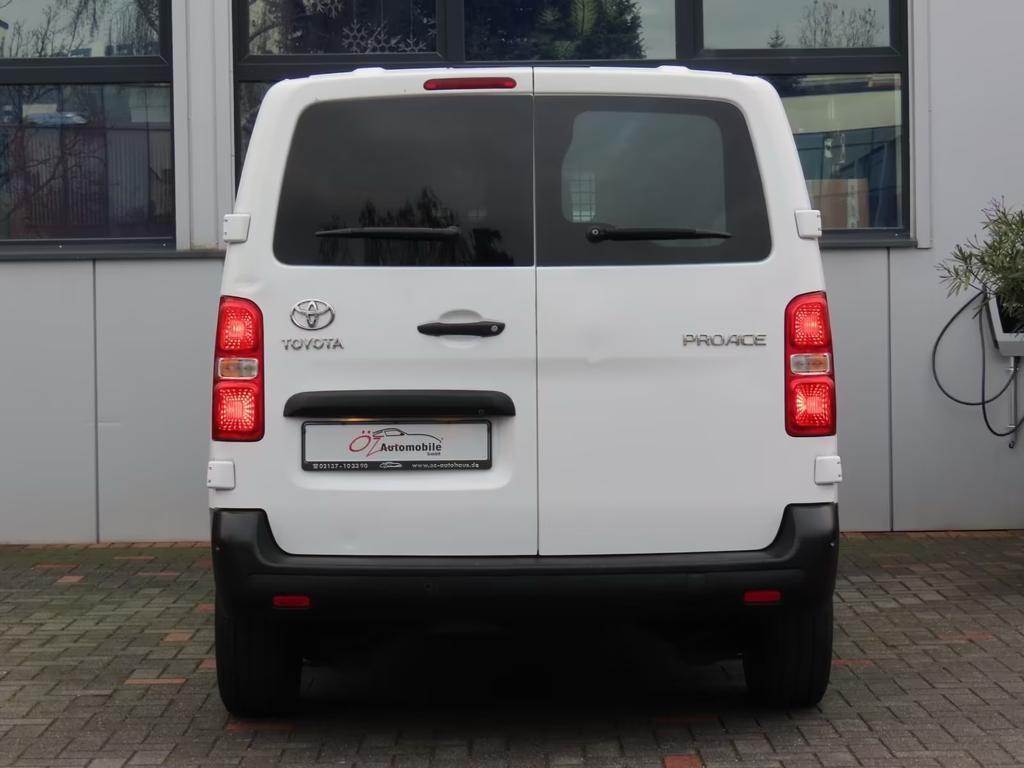 Toyota Proace (Verso)