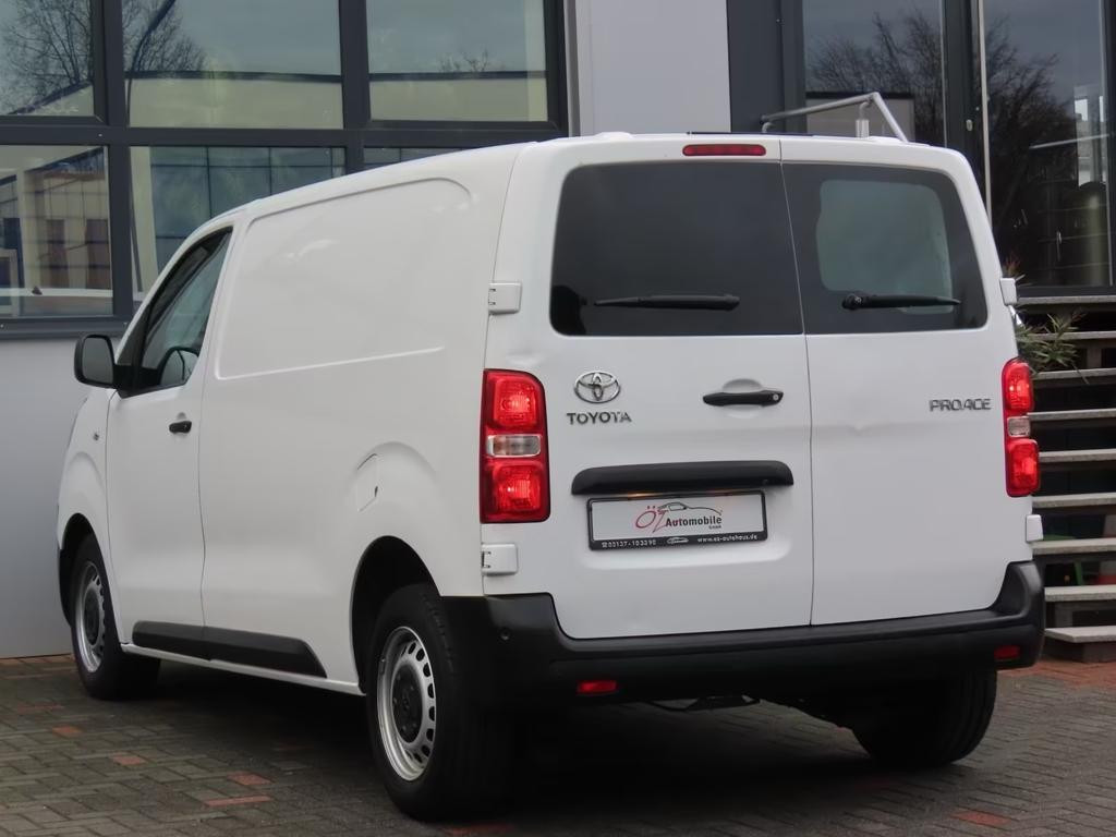 Toyota Proace (Verso)