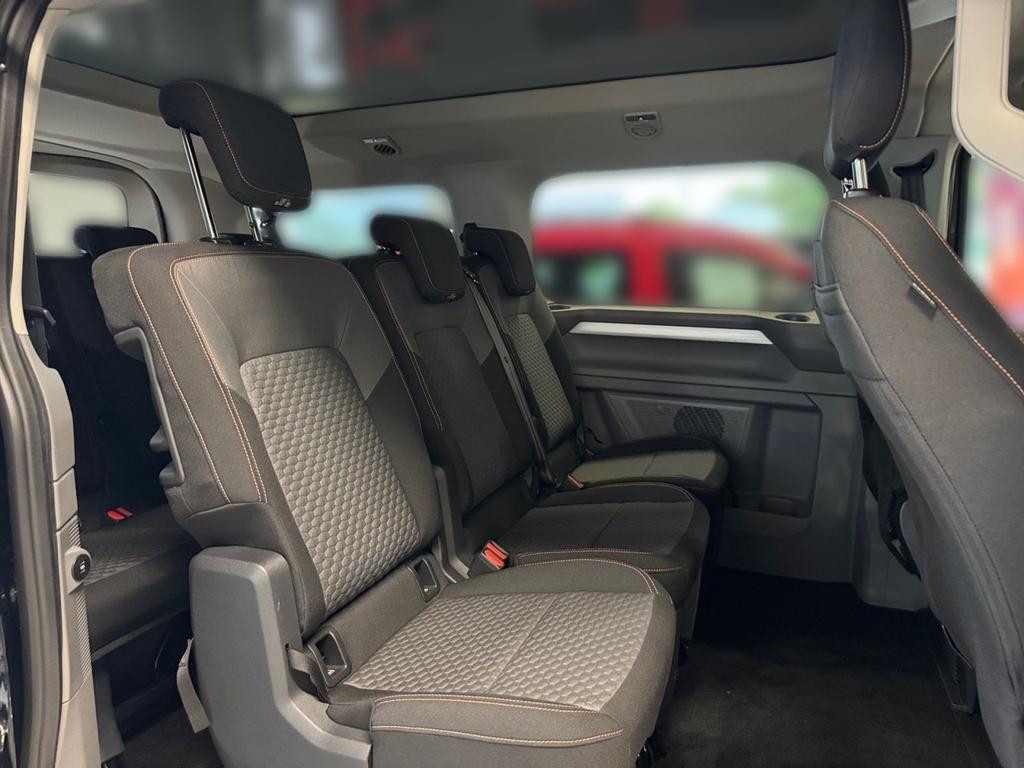 Volkswagen Caravelle