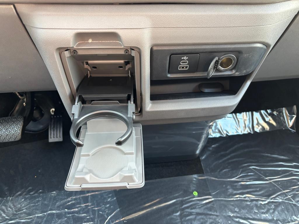 Volkswagen e-Caravelle