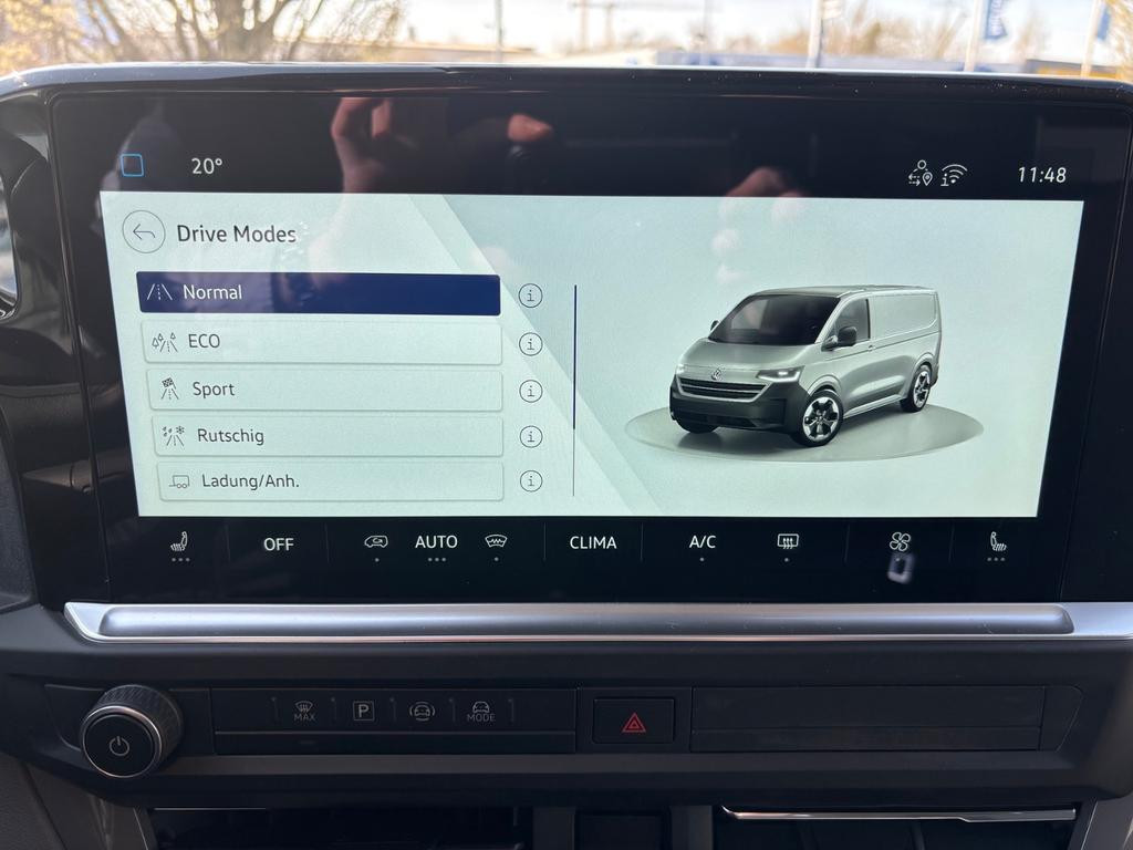 Volkswagen e-Caravelle