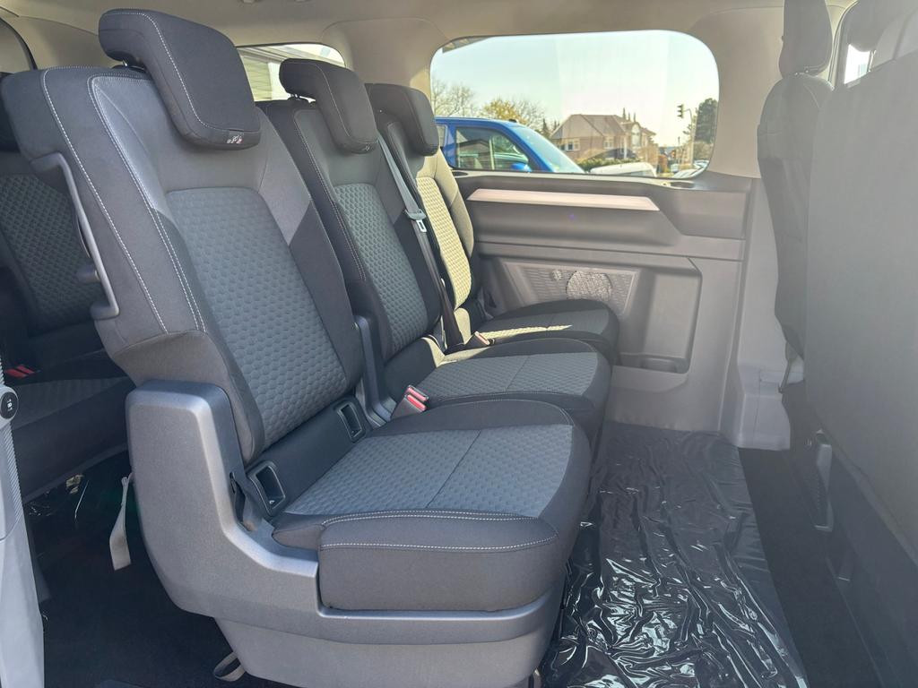 Volkswagen e-Caravelle