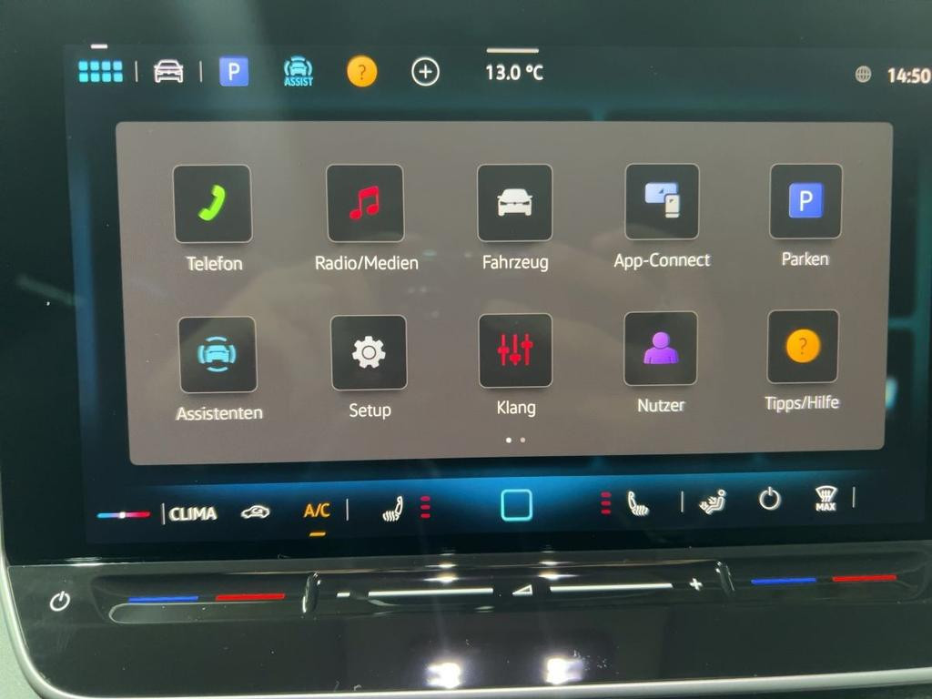 Volkswagen Grand California