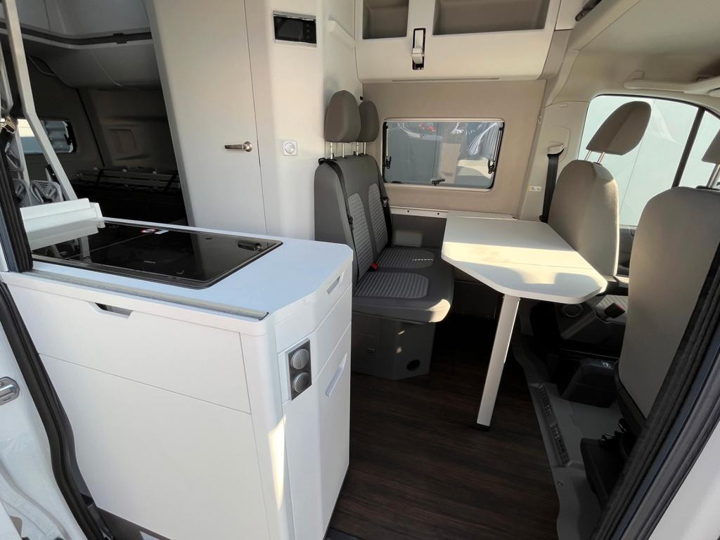 Volkswagen Grand California