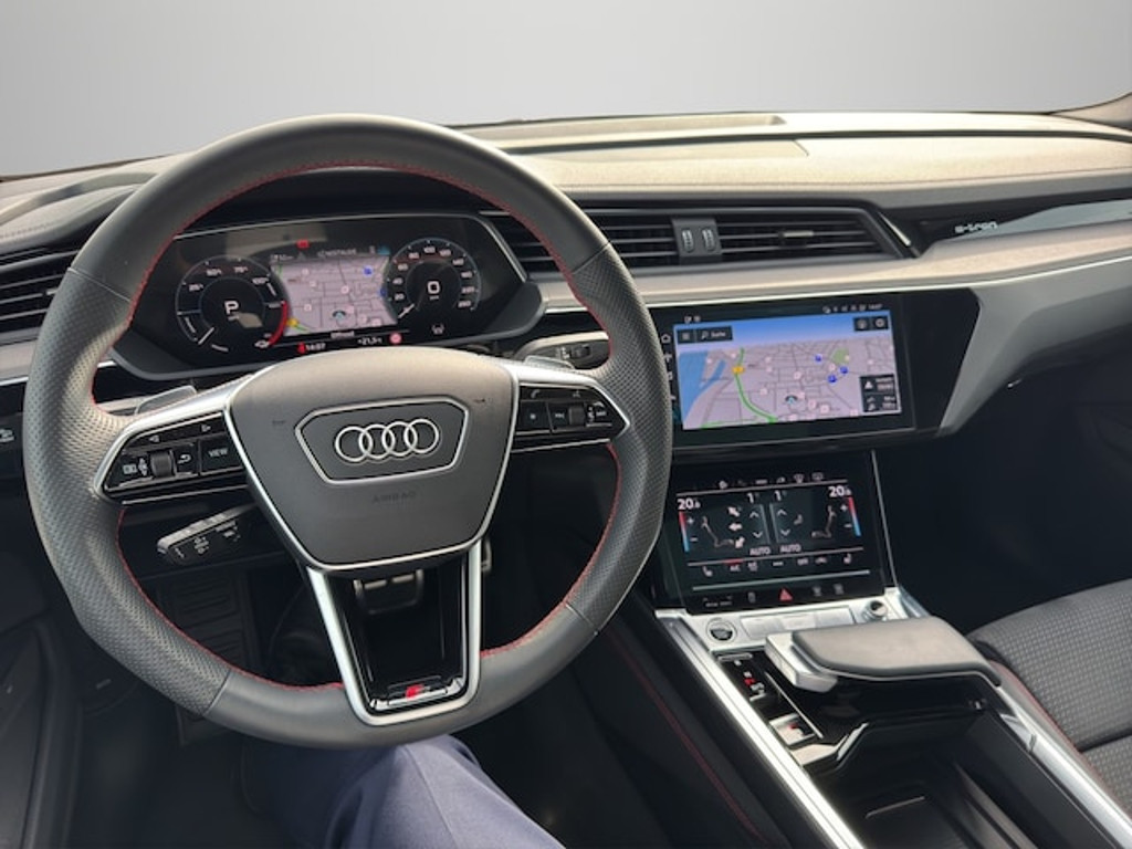 Audi Q8 e-tron