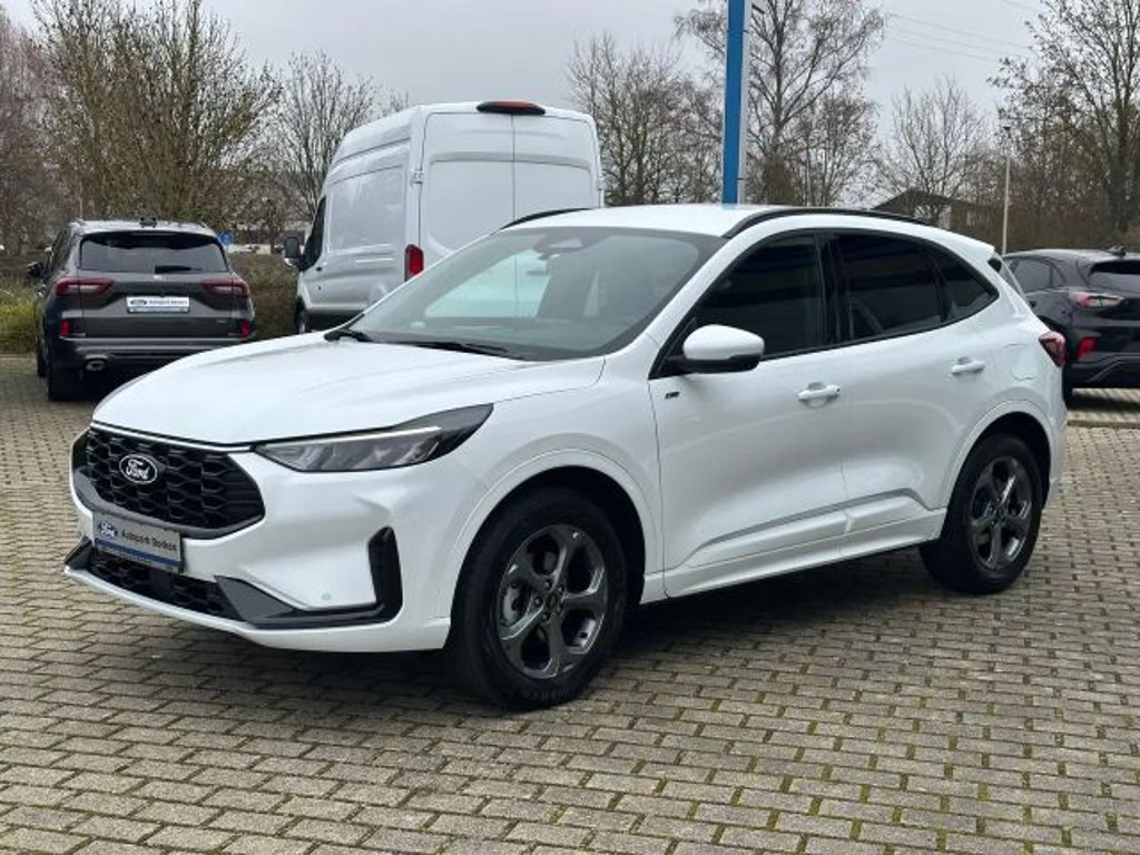 Ford Kuga 2025 Benzine