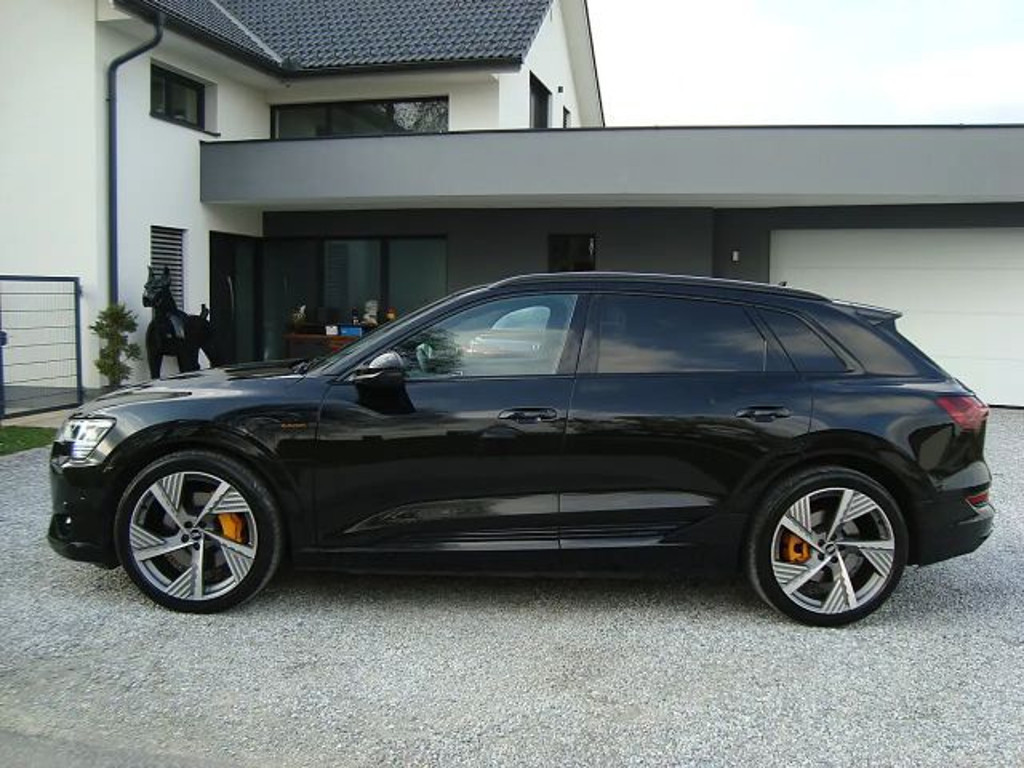 Audi e-tron 2022 Elektrisch