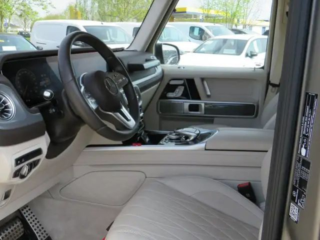 Mercedes-Benz G-Klasse