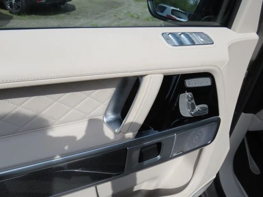 Mercedes-Benz G-Klasse