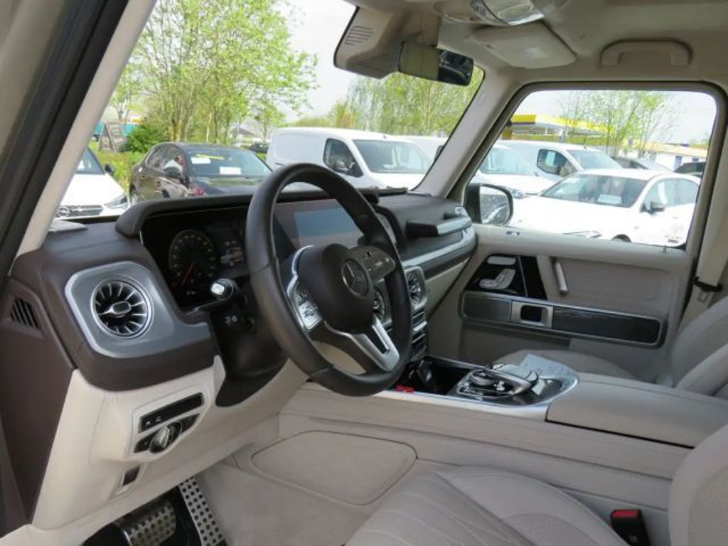 Mercedes-Benz G-Klasse