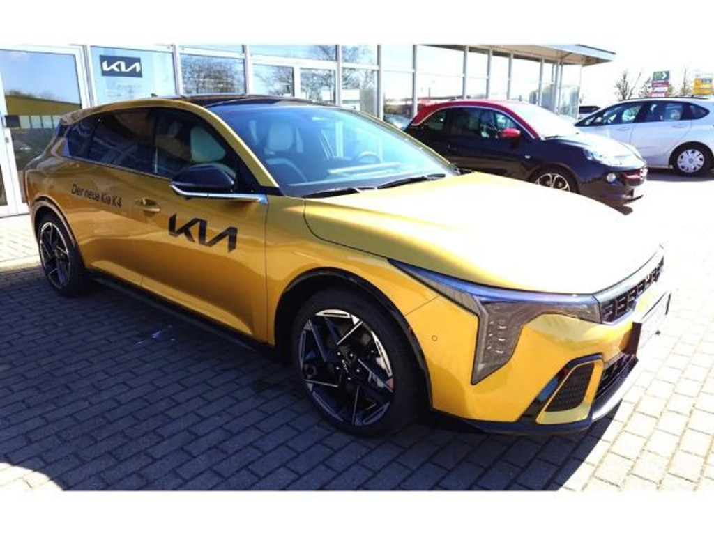 Kia K4
