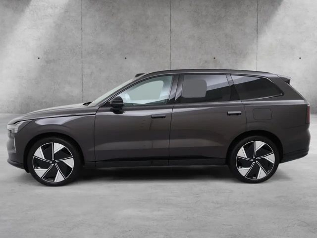 Volvo EX90