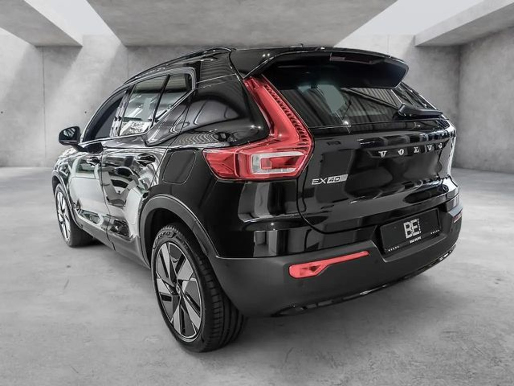 Volvo EX40