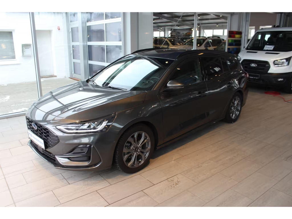 Ford Focus 2023 Benzine
