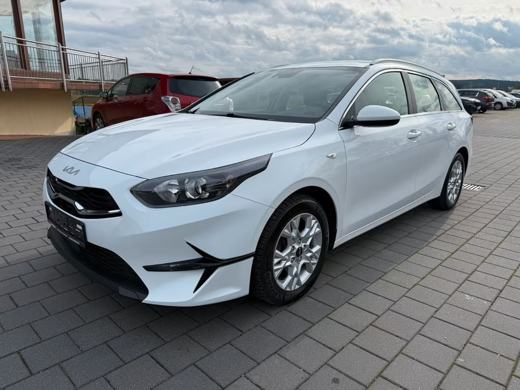 Kia Ceed 2022 Benzine