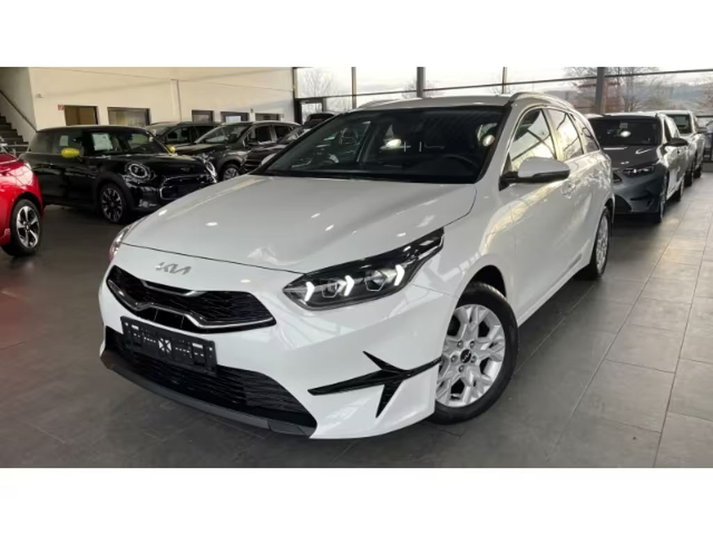 Kia Ceed 2025 Benzine
