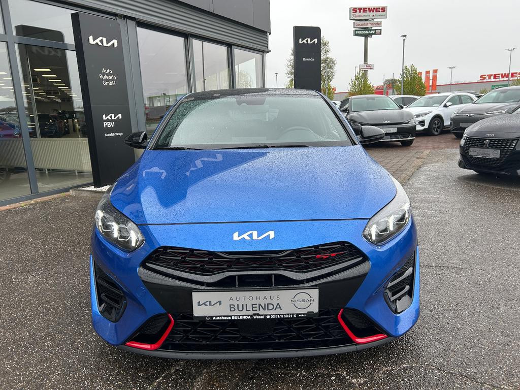 Kia ProCeed
