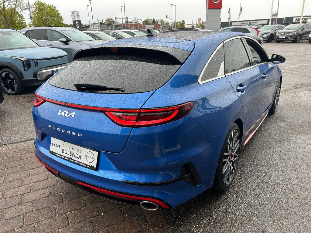 Kia ProCeed