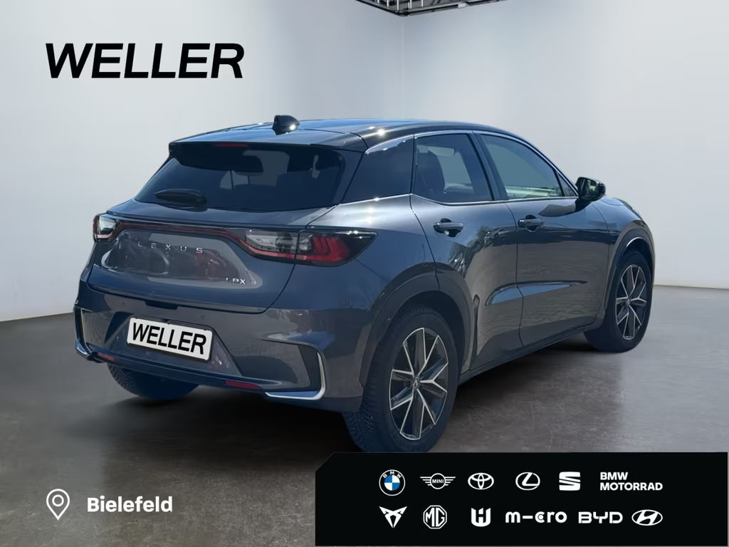 Lexus LBX
