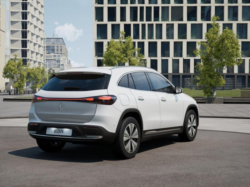 Mercedes-Benz EQA