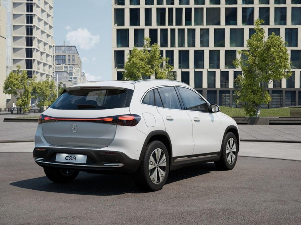 Mercedes-Benz EQA