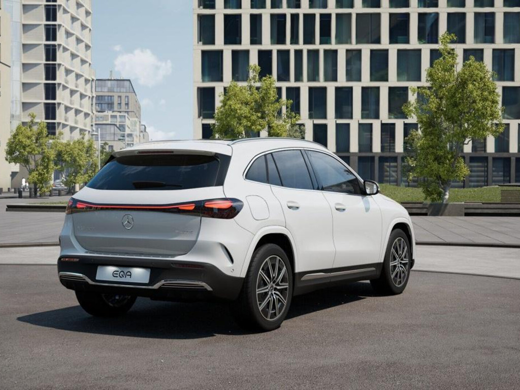 Mercedes-Benz EQA