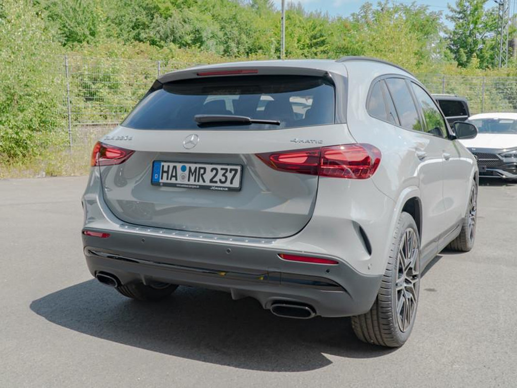 Mercedes-Benz GLA-Klasse