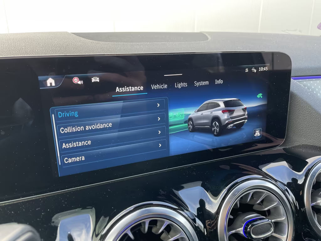 Mercedes-Benz GLA-Klasse