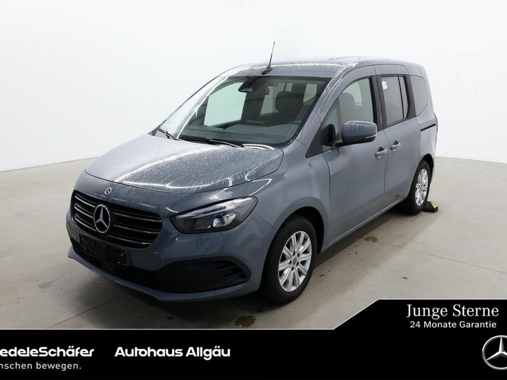 Mercedes-Benz T 180 2023 Benzine