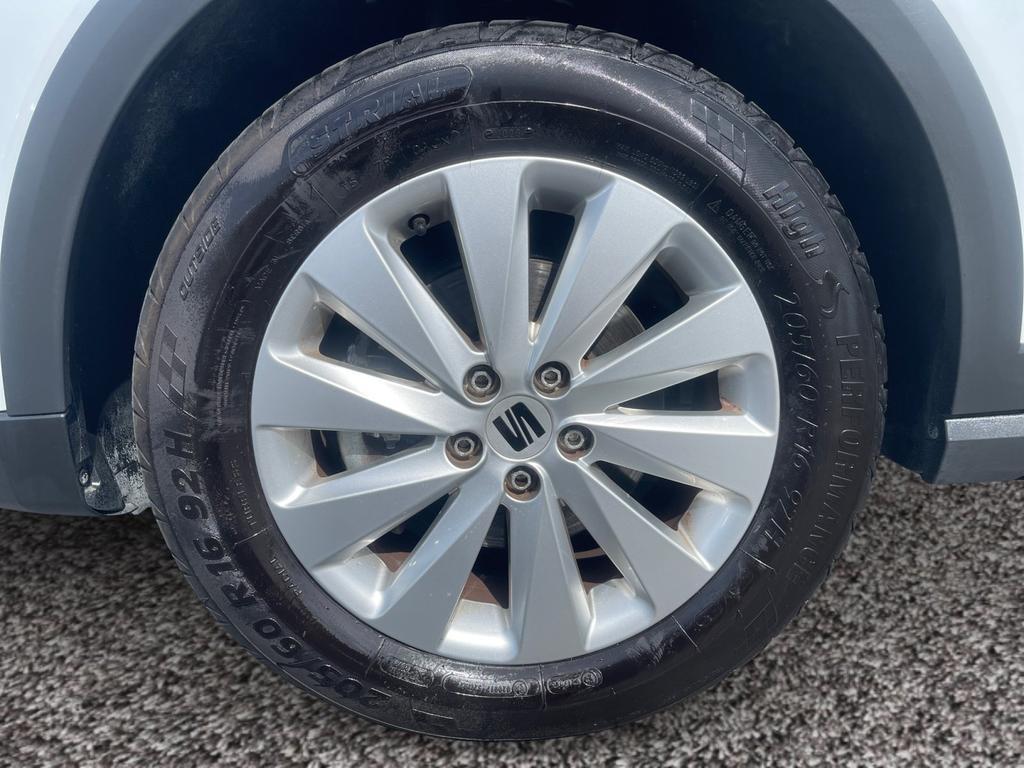 Seat Arona
