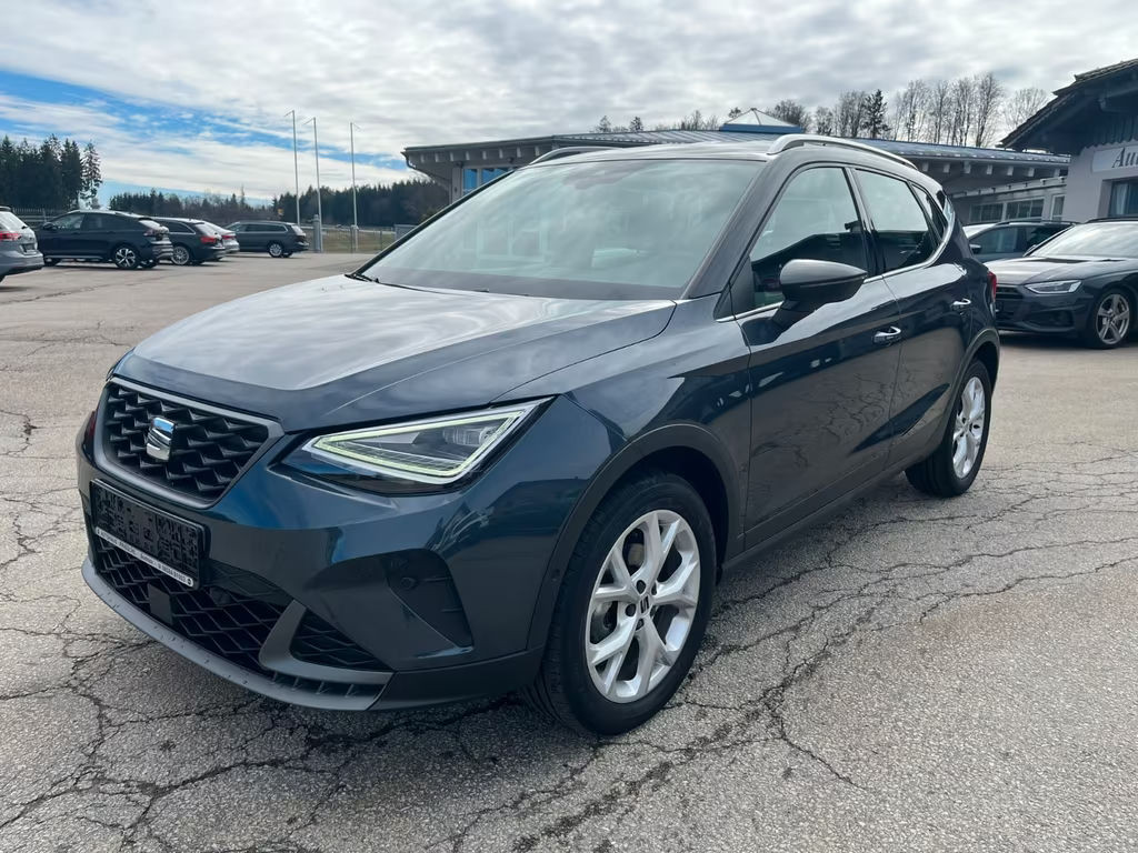 Seat Arona 2024 Benzine