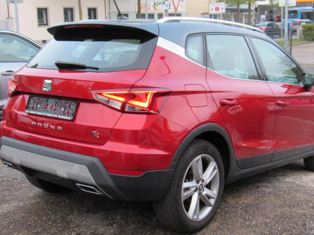 Seat Arona