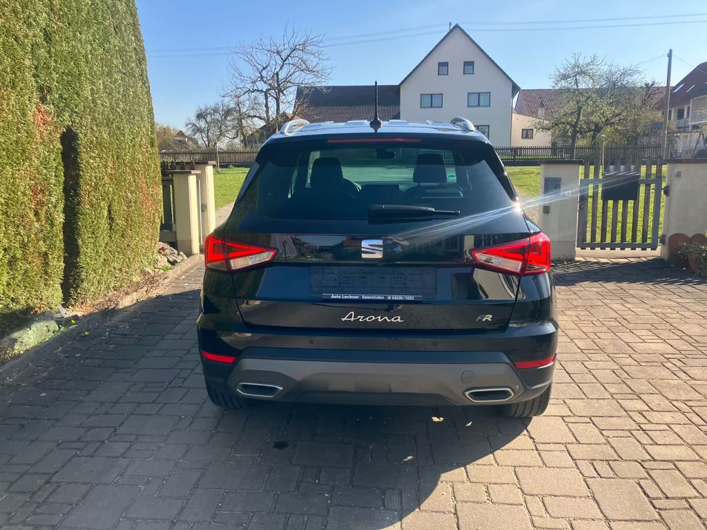 Seat Arona
