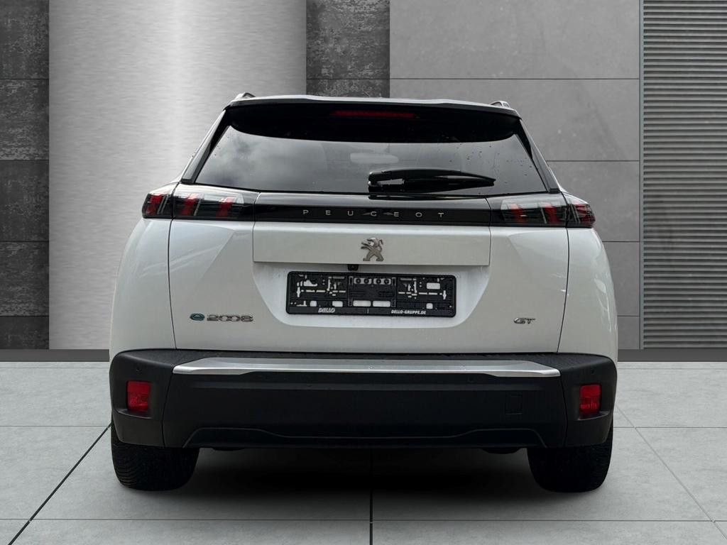 Peugeot e-2008