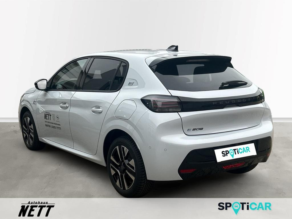 Peugeot e-208