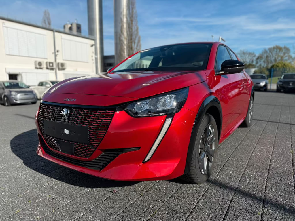 Peugeot e-208