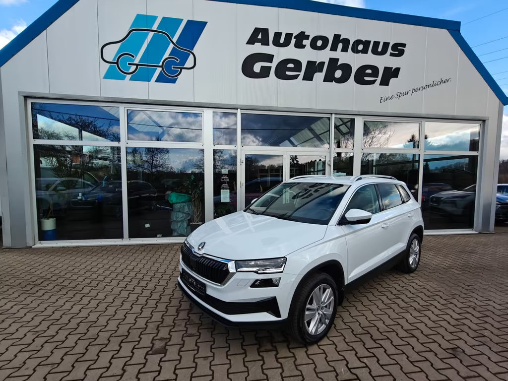 Skoda Karoq 2023 Benzine