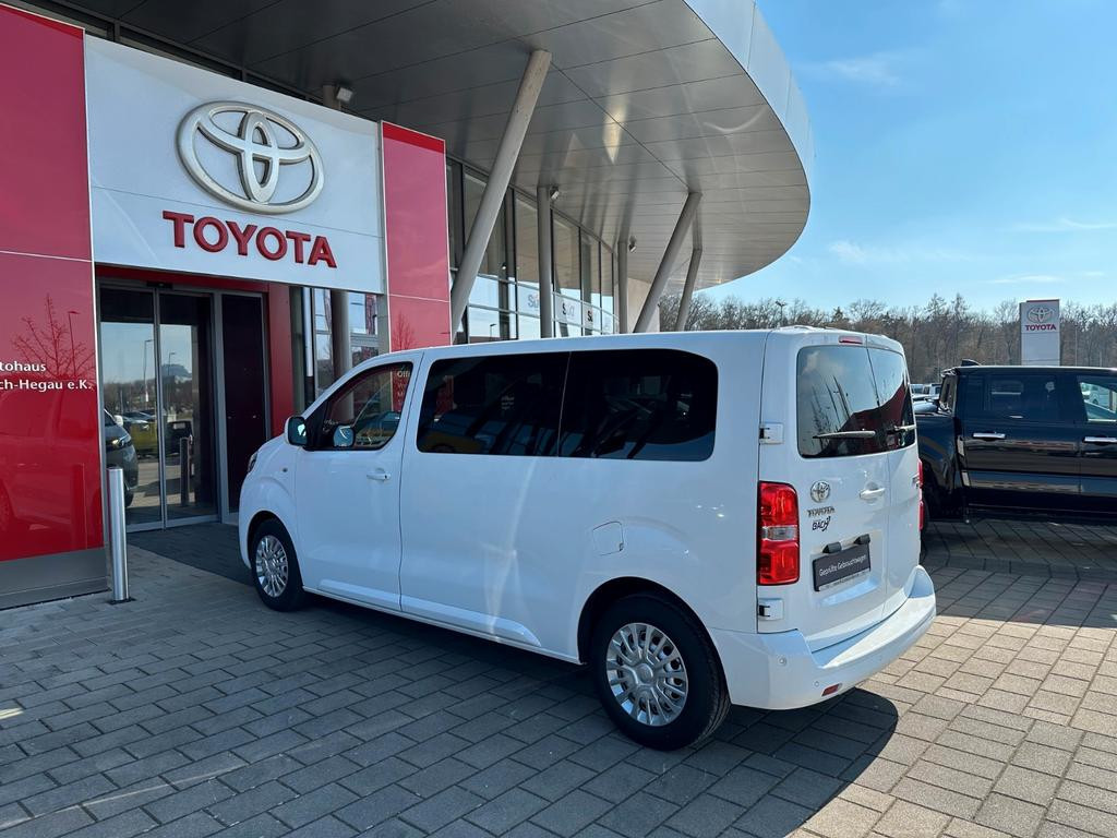 Toyota Proace (Verso)