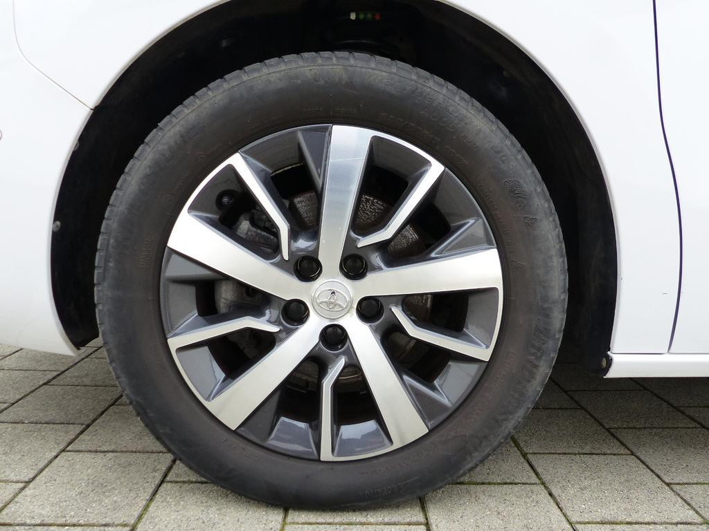 Toyota Proace (Verso)