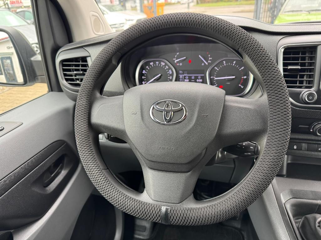 Toyota Proace (Verso)