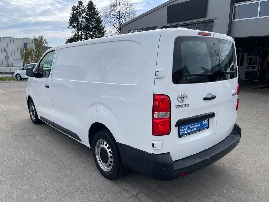 Toyota Proace (Verso)