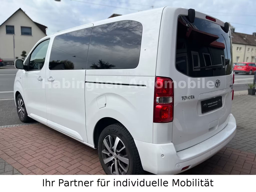 Toyota Proace (Verso)