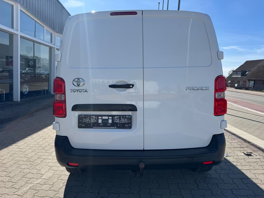 Toyota Proace (Verso)